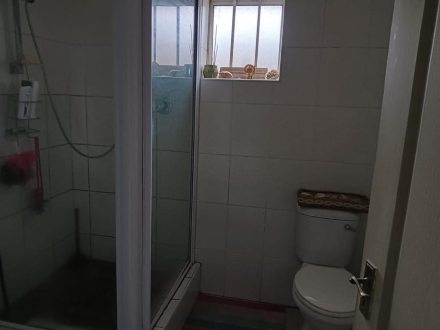 5 Bedroom Property for Sale in Wavecrest Eastern Cape